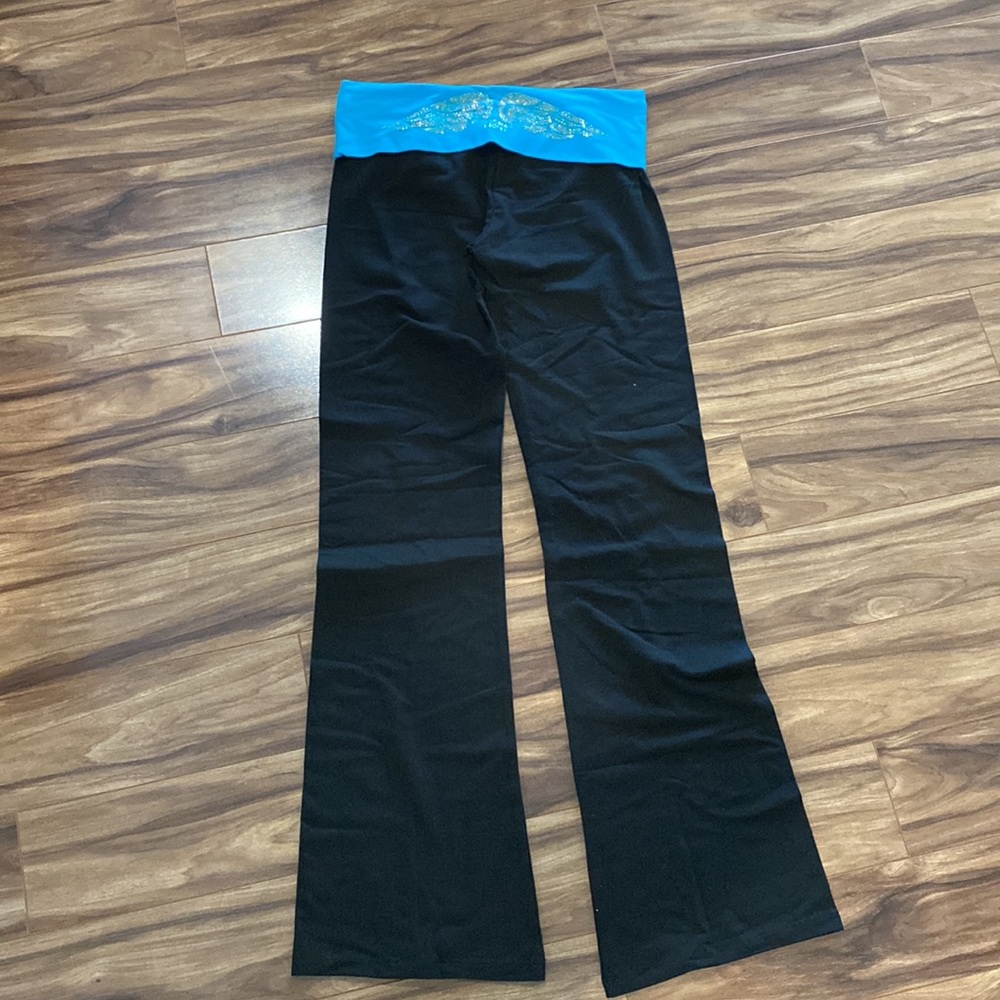 Victorias Secret Sweats - Picture 2 of 3